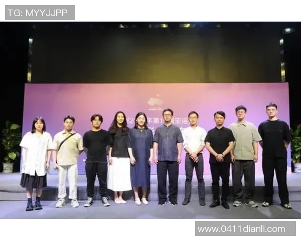 杭州足球队的灵活战术揭秘与球队发展之路探讨